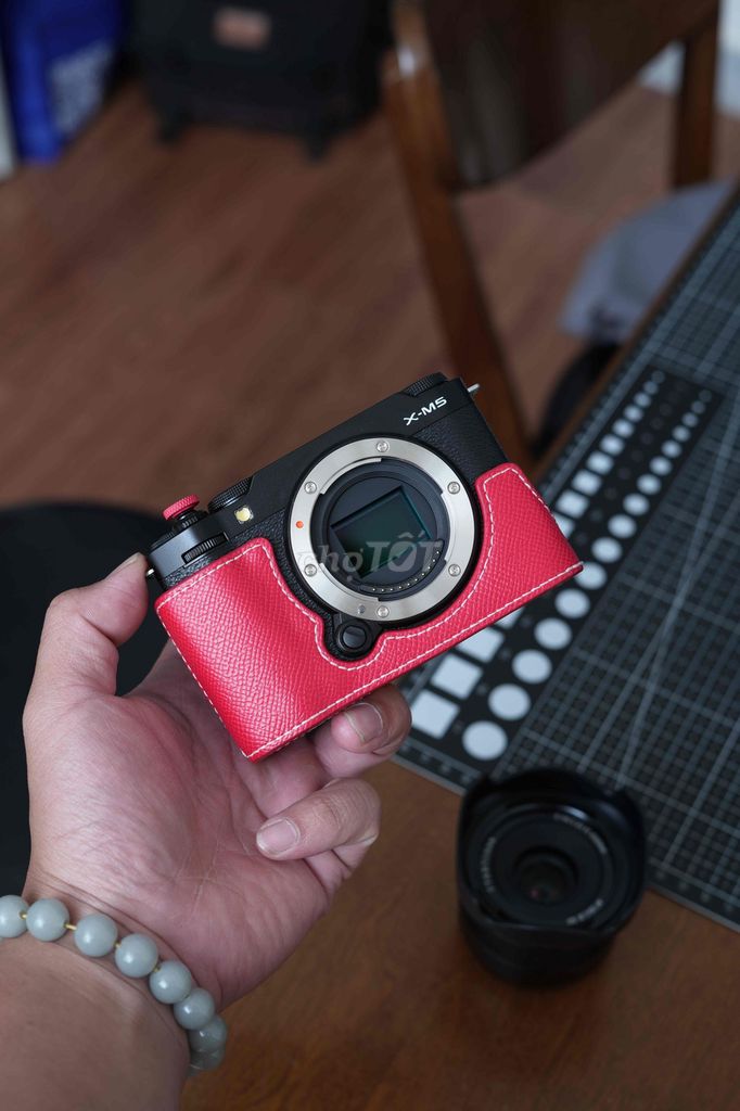 Máy ảnh Fujifilm X-M5 Đen Đỏ. Mua bán Máy ảnh, Máy quay tại Quận 1 Tp Hồ Chí Minh được đăng bởi Đỗ Ngọc Phúc hình 1