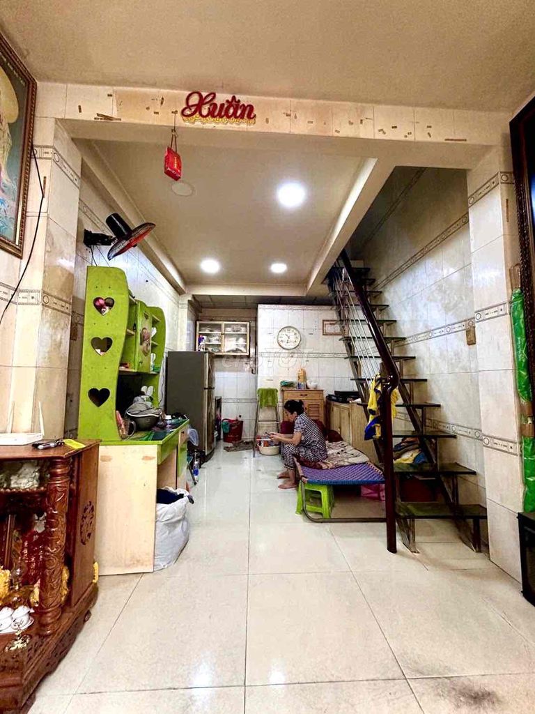 HÀNG HIẾM TÂN BÌNH – CHỈ 2,8 TỶ CÓ NGAY NHÀ 3 TẦNG, 3PN GIÁP SÁT QUẬN