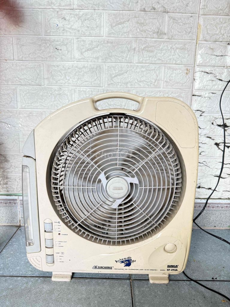 Quạt hộp Sunca SF-292A Kem có đèn. Mua bán Quạt tại Quận 12 Tp Hồ Chí Minh được đăng bởi Hoàng hình 1