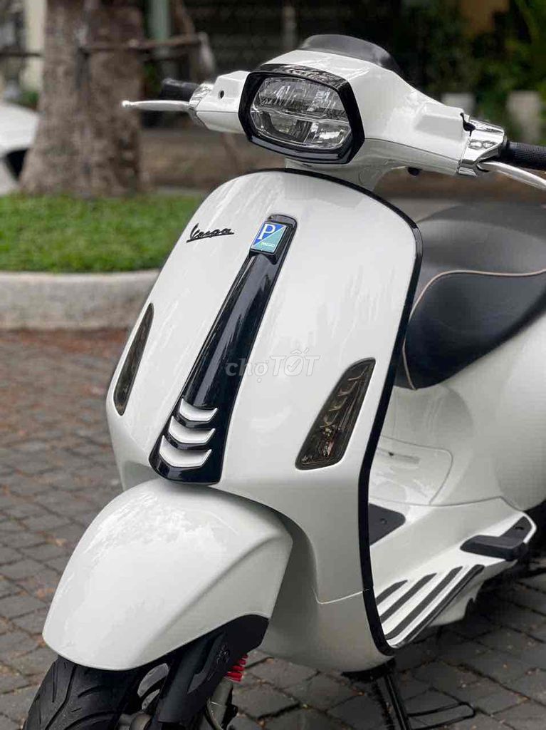Vespa trắng 2020 phanh abs. Mua bán Xe máy tại Quận Thanh Khê Đà Nẵng được đăng bởi Long hình 5