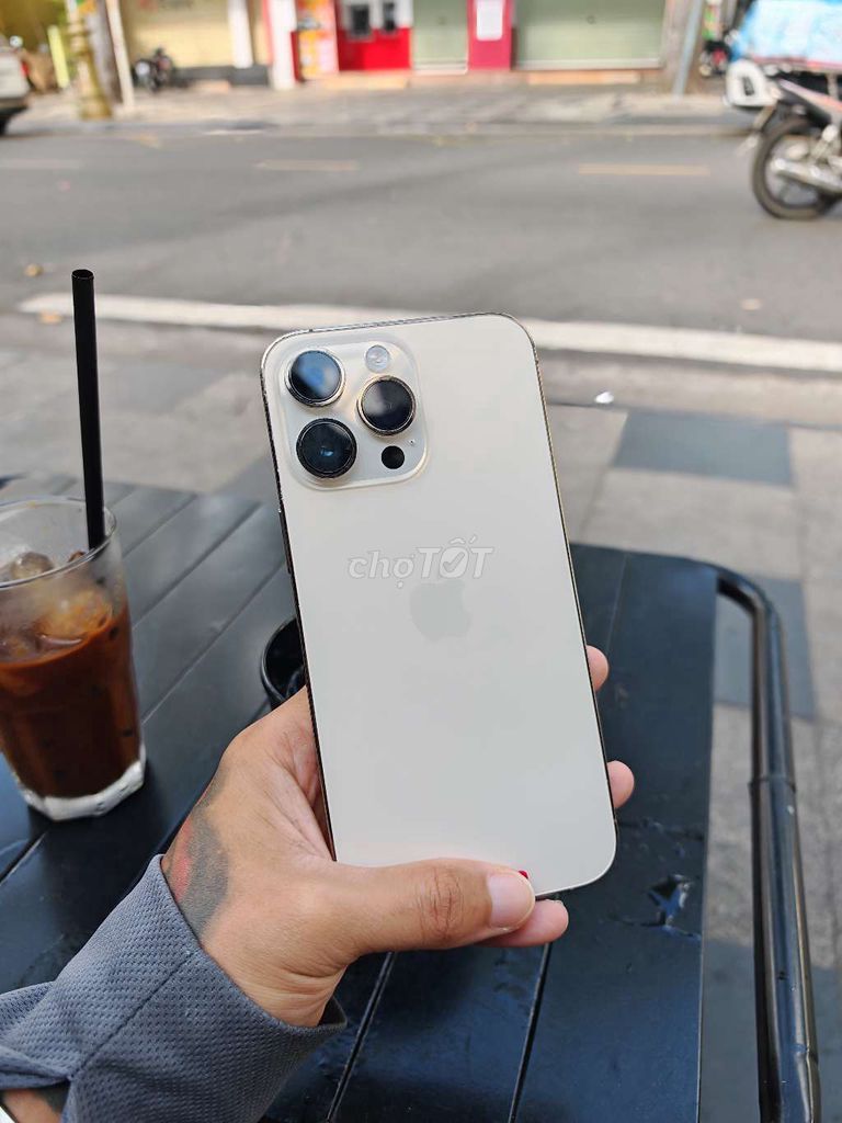 Apple iPhone 14 Pro Max 1000GB Vàng Mỹ Đã sử dụng. Mua bán Điện thoại tại Thành phố Vũng Tàu Bà Rịa - Vũng Tàu được đăng bởi Thanh Thanh hình 1