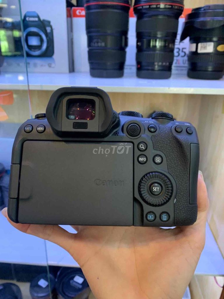 Máy ảnh Canon EOS R6 Mark II Đen Đã sử dụng. Mua bán Máy ảnh, Máy quay tại Quận Ninh Kiều Cần Thơ được đăng bởi Trương Kiều Trinh hình 1