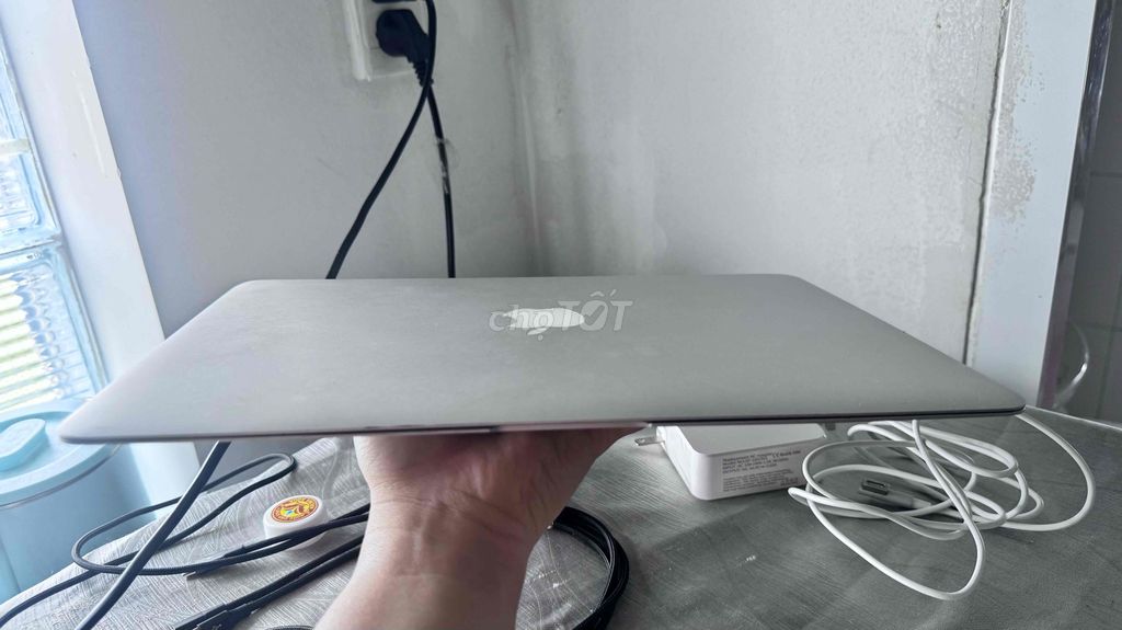 Mac Air 2010, 13 inch. Mua bán Laptop tại Quận 7 Tp Hồ Chí Minh được đăng bởi Lê Văn Đông hình 1