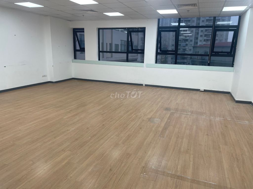 BÁN SÀN THƯƠNG MẠI LÀM CTY VĂN PHÒNG 60M2 GIÁ 2.65 TỶ