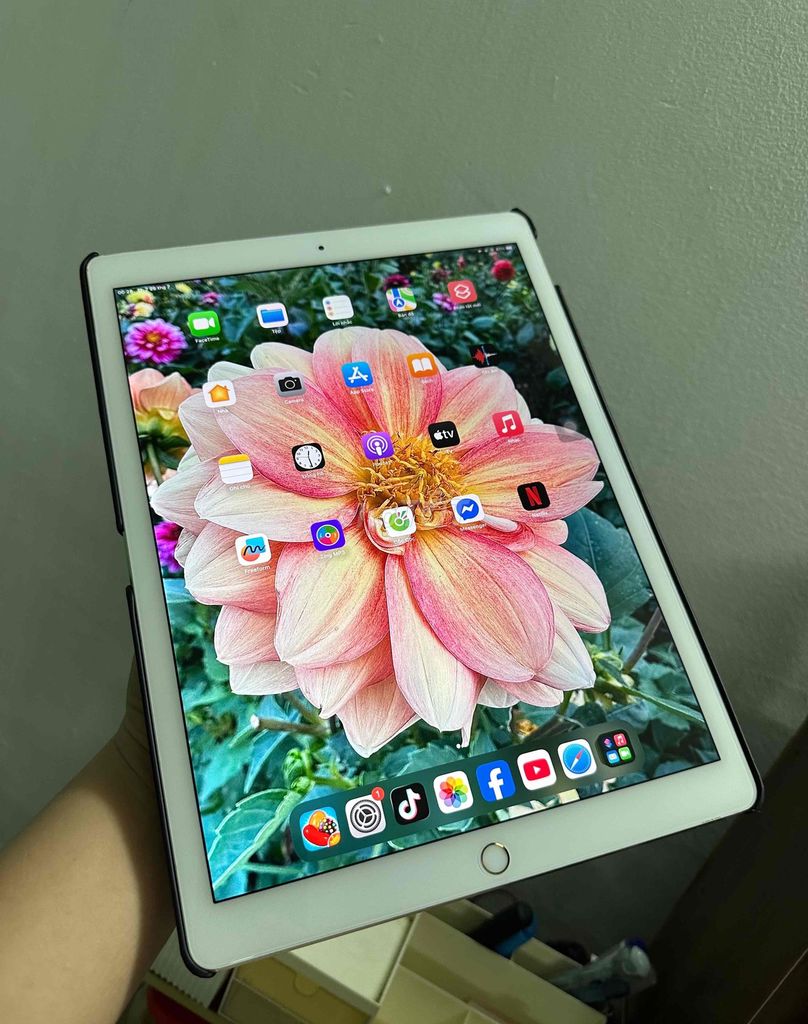 iPad Pro 12.9 inch (2017) zin Bán hoặc trao đổi. Mua bán Máy tính bảng tại Quận 7 Tp Hồ Chí Minh được đăng bởi Quang Hùng hình 1