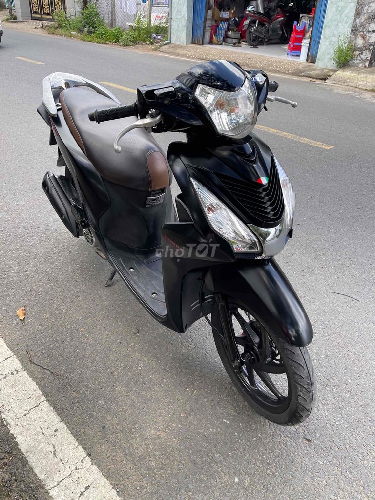 Honda Vision 2016 máy zin êm fun chức năng. Mua bán Xe máy tại Quận Cái Răng Cần Thơ được đăng bởi Cầm Đồ Minh Tấn hình 2