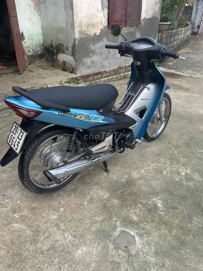 xe mới k đi đến nên e muôn bán lại cho ai cần ạ e. Mua bán Xe máy tại Huyện Thanh Sơn Phú Thọ được đăng bởi tiền hình 1