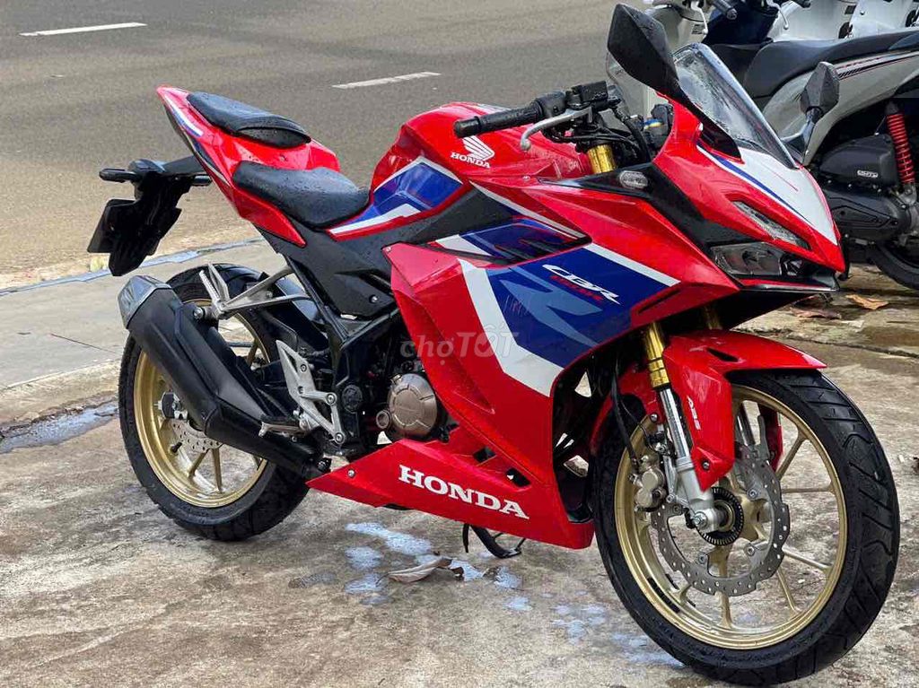 Honda Cbr 150r abs. Mua bán Xe máy tại Thành phố Pleiku Gia Lai được đăng bởi Linh hình 2