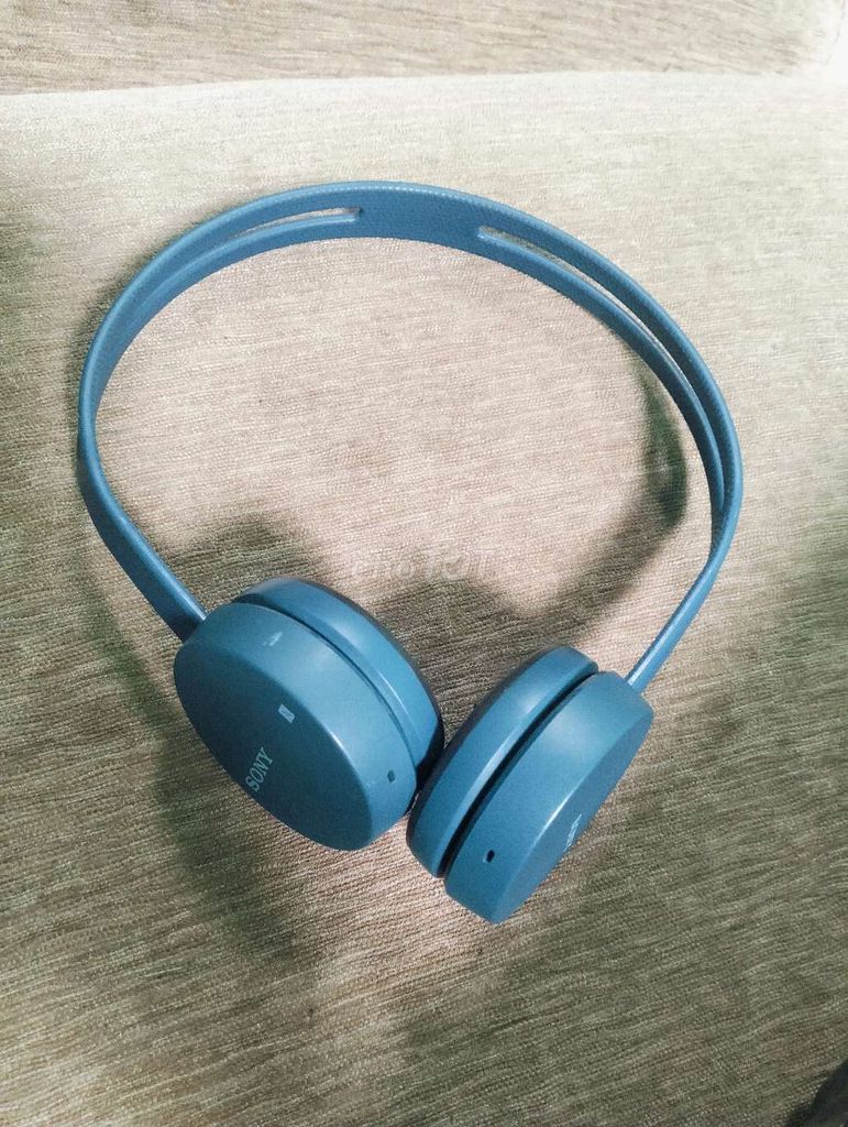 Tai nghe chụp tai Sony WH-CH400 chính hãng giá xác. Mua bán Tivi, Âm thanh tại Quận Bình Tân Tp Hồ Chí Minh được đăng bởi Cường  hình 1