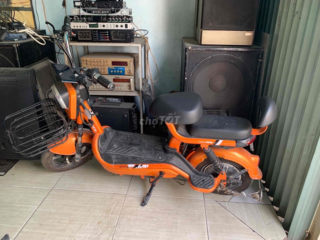 Xe đạp điện màu Cam. Mua bán Xe điện tại Thành phố Biên Hòa Đồng Nai được đăng bởi Thánh Tâm  hình 1