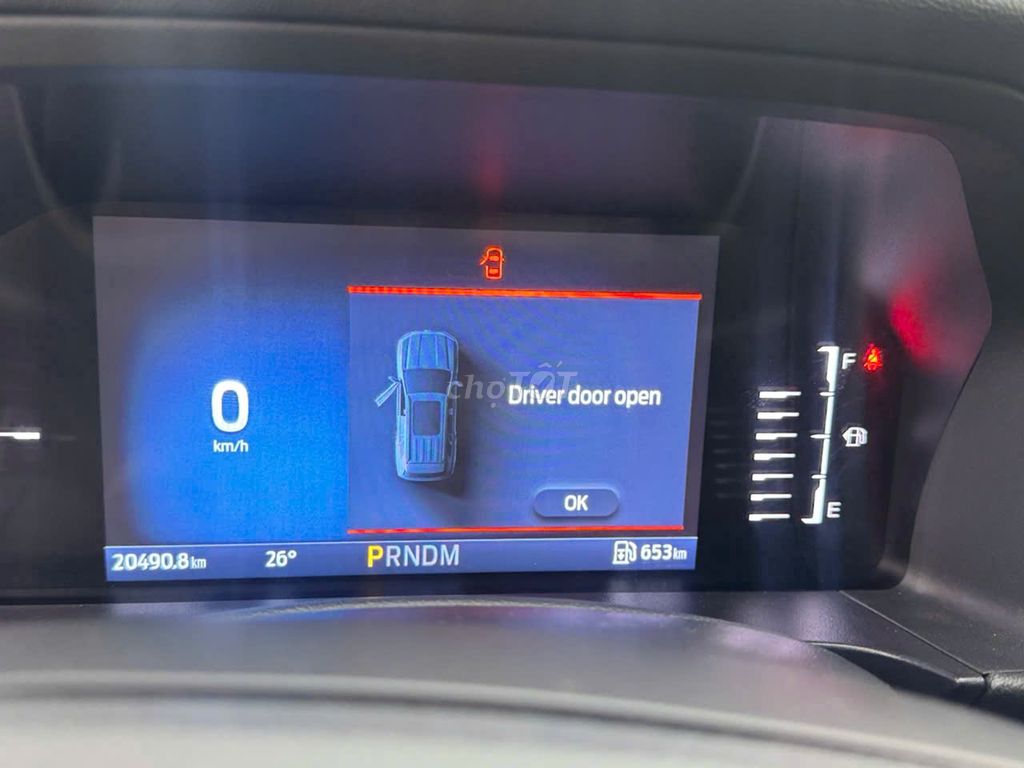 Ford Everest Titanium 2.0L 4x2 AT 2022- 20000 km. Mua bán Ô tô tại Quận 3 Tp Hồ Chí Minh được đăng bởi Trần Hoàng Long hình 8