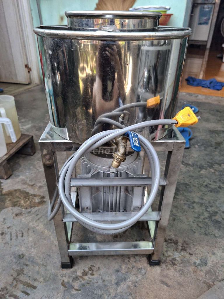 Máy làm chả giò Toanphat Company. Mua bán Bếp, lò, đồ điện nhà bếp tại Huyện Châu Đức Bà Rịa - Vũng Tàu được đăng bởi ntxdiệu liên hệ inbox vì sdt này mình k sử dụng hình 1