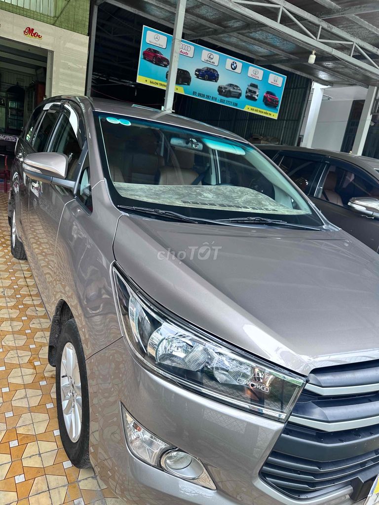 Toyota Innova 2018 2.0E - 86000 km