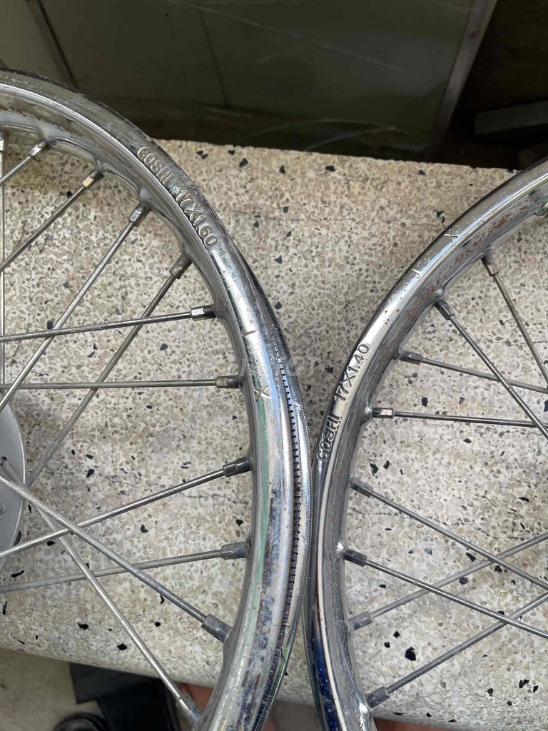 Vành xe máy Wave 110 Kim loại Bạc Đã sử dụng. Mua bán Phụ tùng xe tại Thành phố Sóc Trăng Sóc Trăng được đăng bởi Ngọc Ân  hình 3