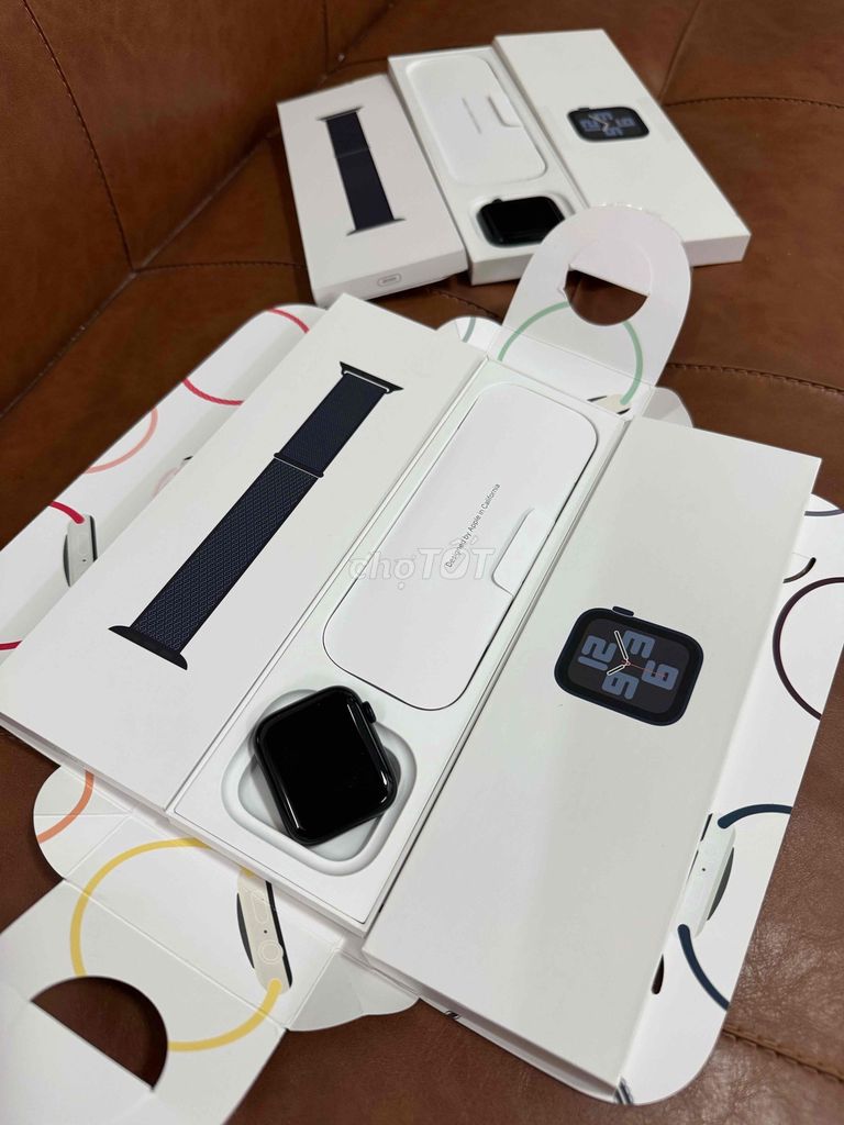 Apple Watch SE 2 Midnight 44mm New chưa kích. Mua bán Thiết bị đeo thông minh tại Quận Thanh Xuân Hà Nội được đăng bởi TN Watch Apple Watch Chất hình 1