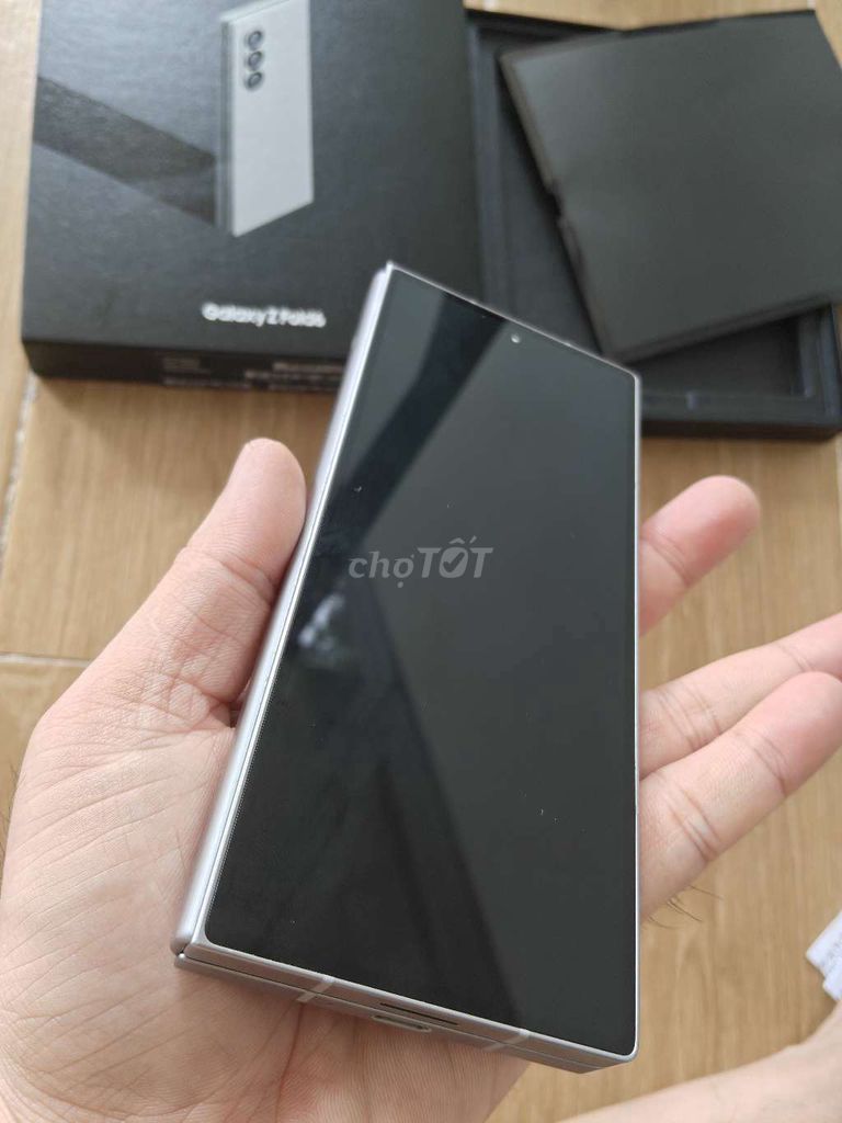 Samsung Z Fold 6 256GB Xám Đã dùng. Mua bán Điện thoại tại Huyện Hòa Thành Tây Ninh được đăng bởi Ngọc phương hình 1