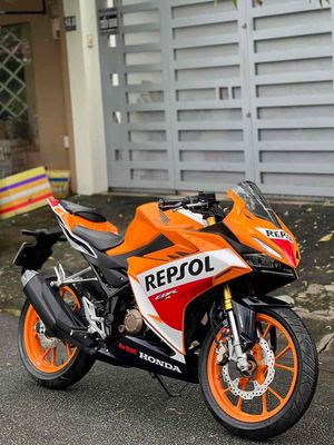 Honda CBR150R Repsol 2021 Cam trắng đen. Mua bán Xe máy tại Quận 6 Tp Hồ Chí Minh được đăng bởi Quang Rambo 