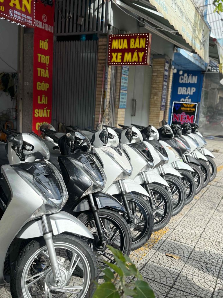 Sh đủ mẫu. xe đẹp máy rin, bảo hành chuẩn. Mua bán Xe máy tại Quận Sơn Trà Đà Nẵng được đăng bởi AN  chuyên mua bán xe máy cũ tại 386 ngô quyền sơn trà đà nẵng  BÁN XE TRẢ GÓP hình 1
