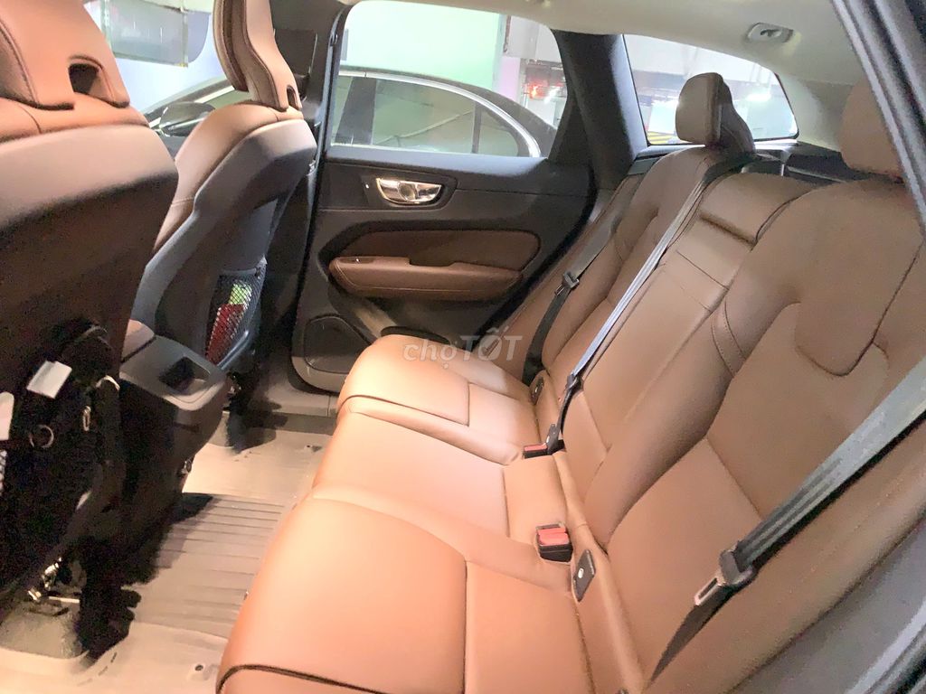 Volvo XC60 2019  - 6000 km. Mua bán Ô tô tại Quận Hai Bà Trưng Hà Nội được đăng bởi Minh K hình 4
