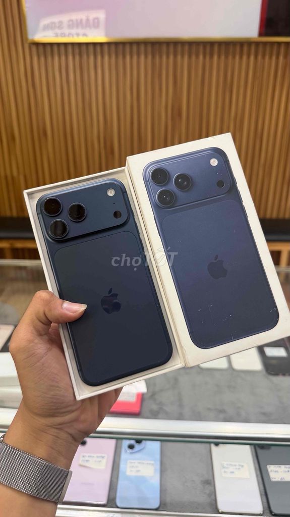 Apple iPhone 17 Pro Max 256GB Xanh đậm 98%. Mua bán Điện thoại tại Quận 10 Tp Hồ Chí Minh được đăng bởi Le Tuan hình 1
