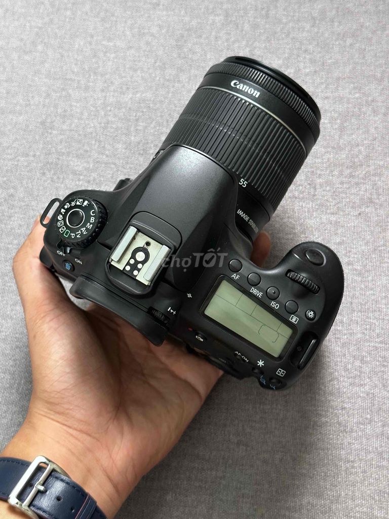 Canon EOS 60D + Kit 18-55mm STM 99%