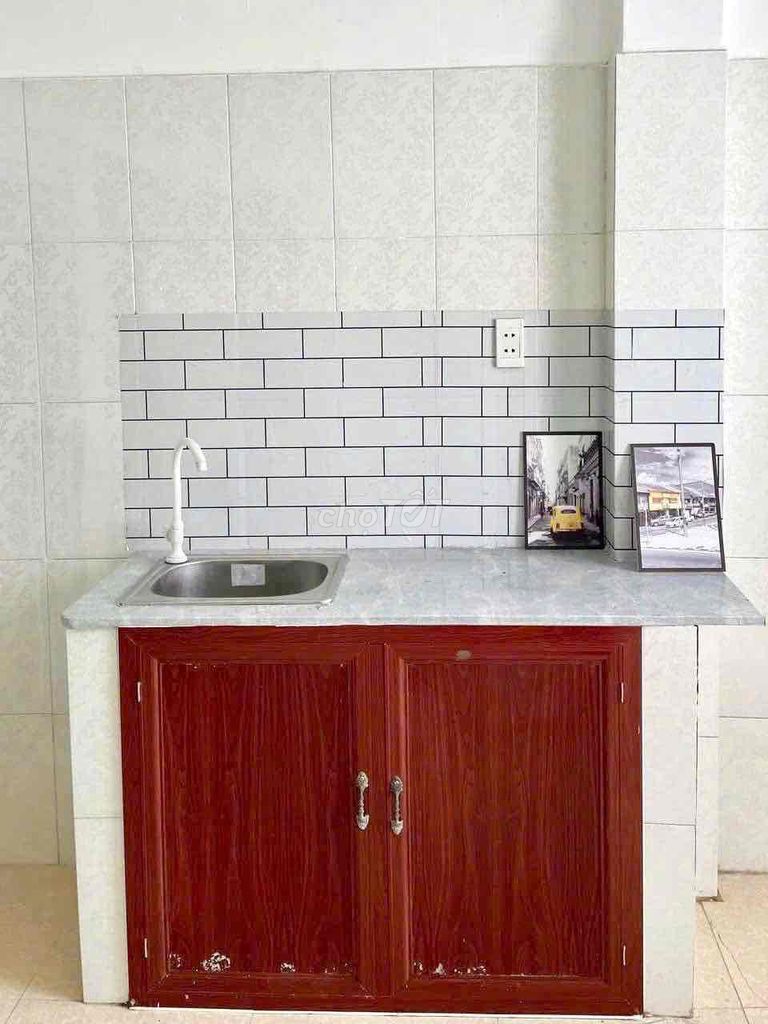 Phòng trọ cao cấp giá sinh viên - Gần ĐH GIA ĐỊNH - GIÁ: 3,5triệu - ảnh 3
