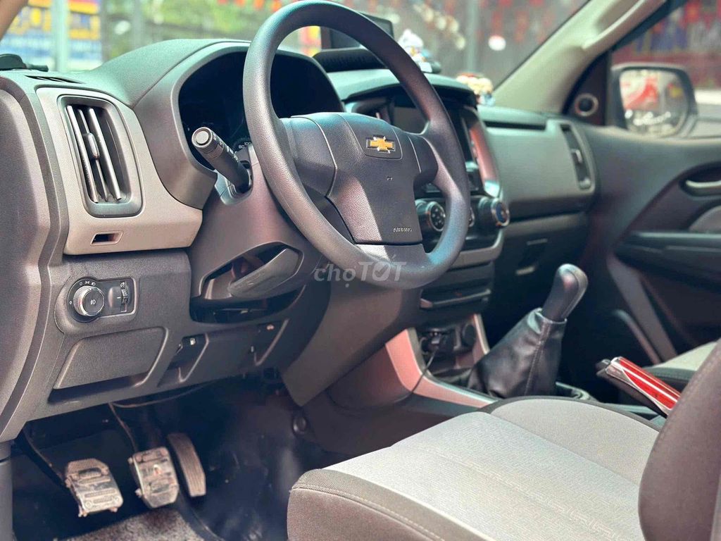 Chevrolet Colorado 2018 LT 2.5L 4x2 AT - 88888 km. Mua bán Ô tô tại Thành phố Thuận An Bình Dương được đăng bởi Đăng Tùng hình 13
