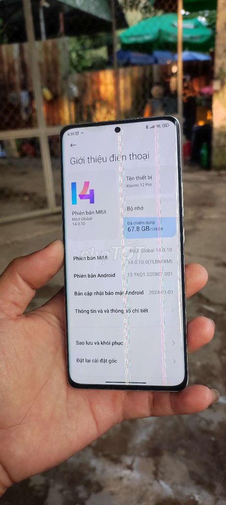 Mi 12Pro màn sọc như hình