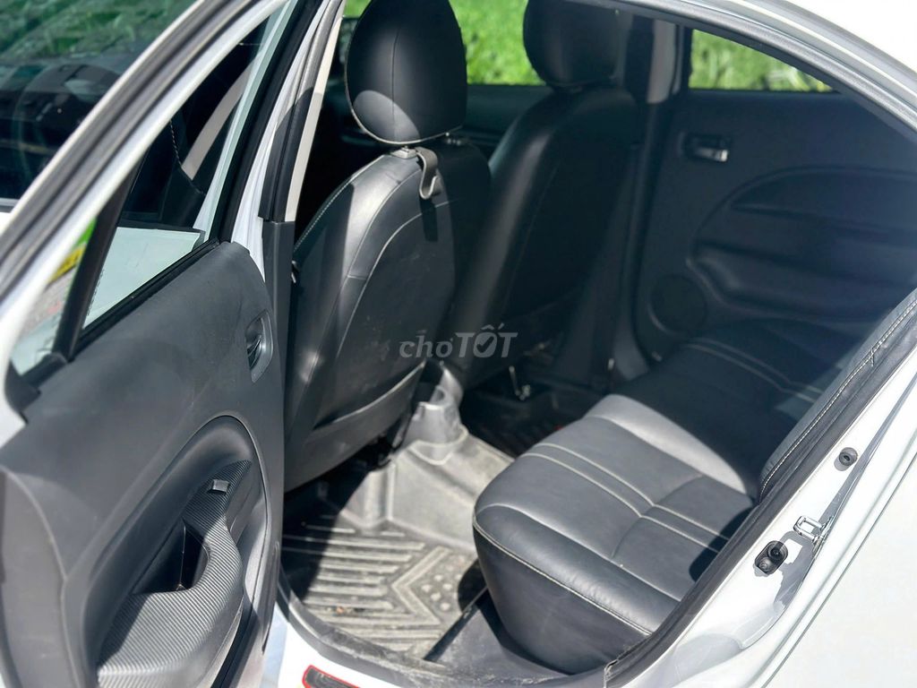 Mitsubishi Attrage CVT đời 2021, màu trắng. Mua bán Ô tô tại Quận Gò Vấp Tp Hồ Chí Minh được đăng bởi Xuân Trường hình 6