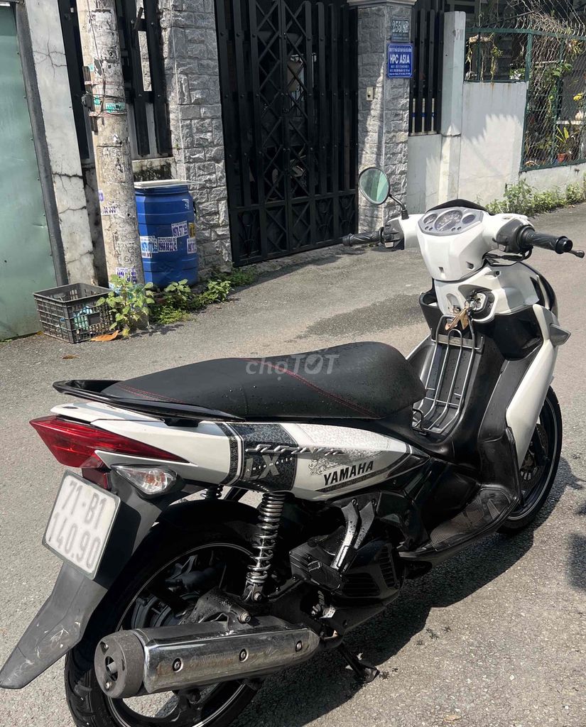 yamaha novo 4 đk 2011 xe đẹp máy móc êm giá tốt. Mua bán Xe máy tại Thành phố Thuận An Bình Dương được đăng bởi Nguyễn hảo hình 3