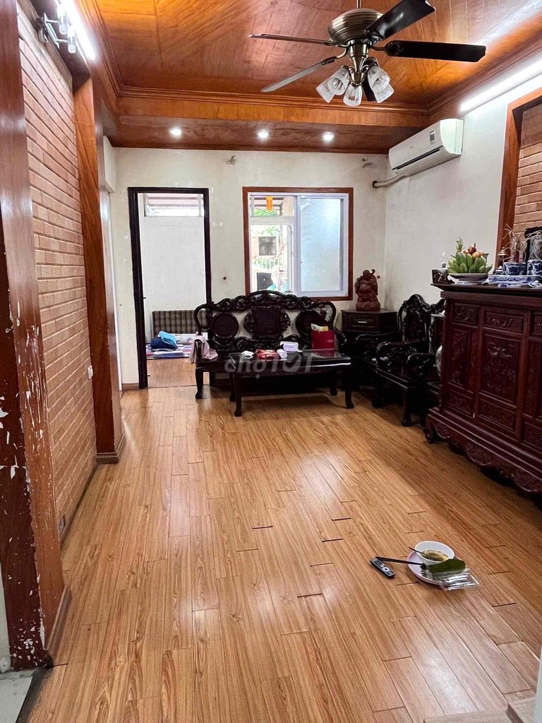 cần bán căn hộ TT nhà máy in tiền số 30phạm văn đồng sổ 40/120msử dung