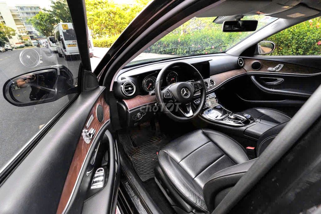 Bán xe siêu cop Mẹc E200 sx 2016 zin đẹp. Mua bán Ô tô tại Quận 7 Tp Hồ Chí Minh được đăng bởi tuấn anh hình 15