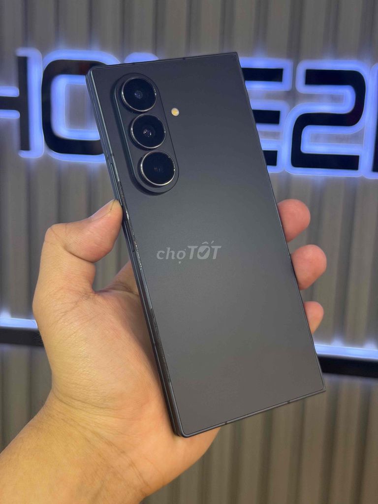Samsung Z Fold 7 12GB/512GB Đen 2 sim. Mua bán Điện thoại tại Quận 3 Tp Hồ Chí Minh được đăng bởi Phone2Hand hình 1