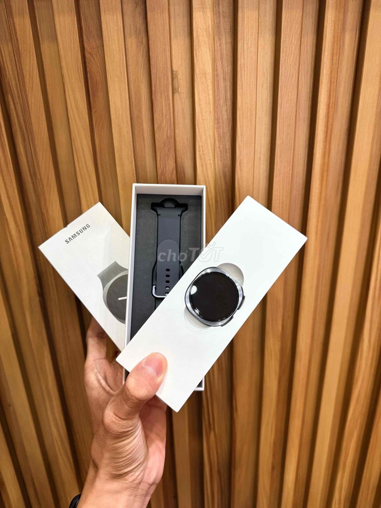 Samsung Galaxy Watch 8 40mm. Mua bán Thiết bị đeo thông minh tại Quận 8 Tp Hồ Chí Minh được đăng bởi Lê Đặng Minh Khang hình 1