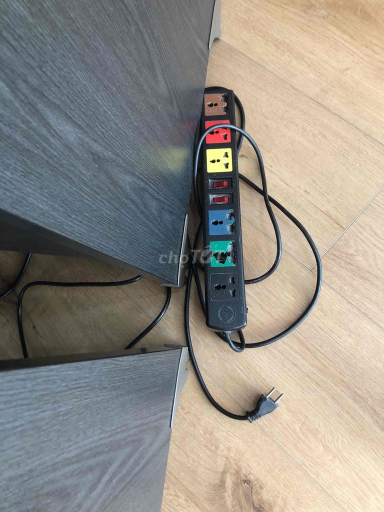 Ổ cắm điện Lioa Đen Đã sử dụng. Mua bán Nội thất, đồ gia dụng khác tại Quận Cầu Giấy Hà Nội được đăng bởi Nguyen thi bich van hình 1