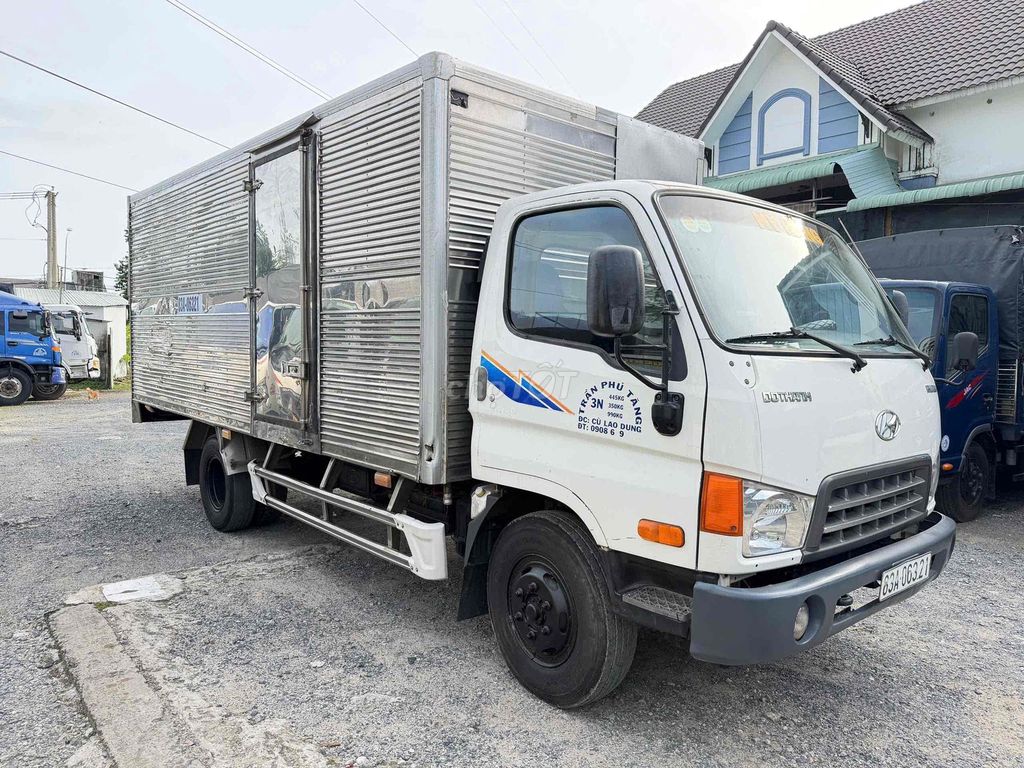 Hyundai HD99 2016 tải 6tấn5 thùng kín inox 5m zin. Mua bán Xe tải, xe ben tại Thành phố Thuận An Bình Dương được đăng bởi Diễm Phúc Ô Tô hình 3