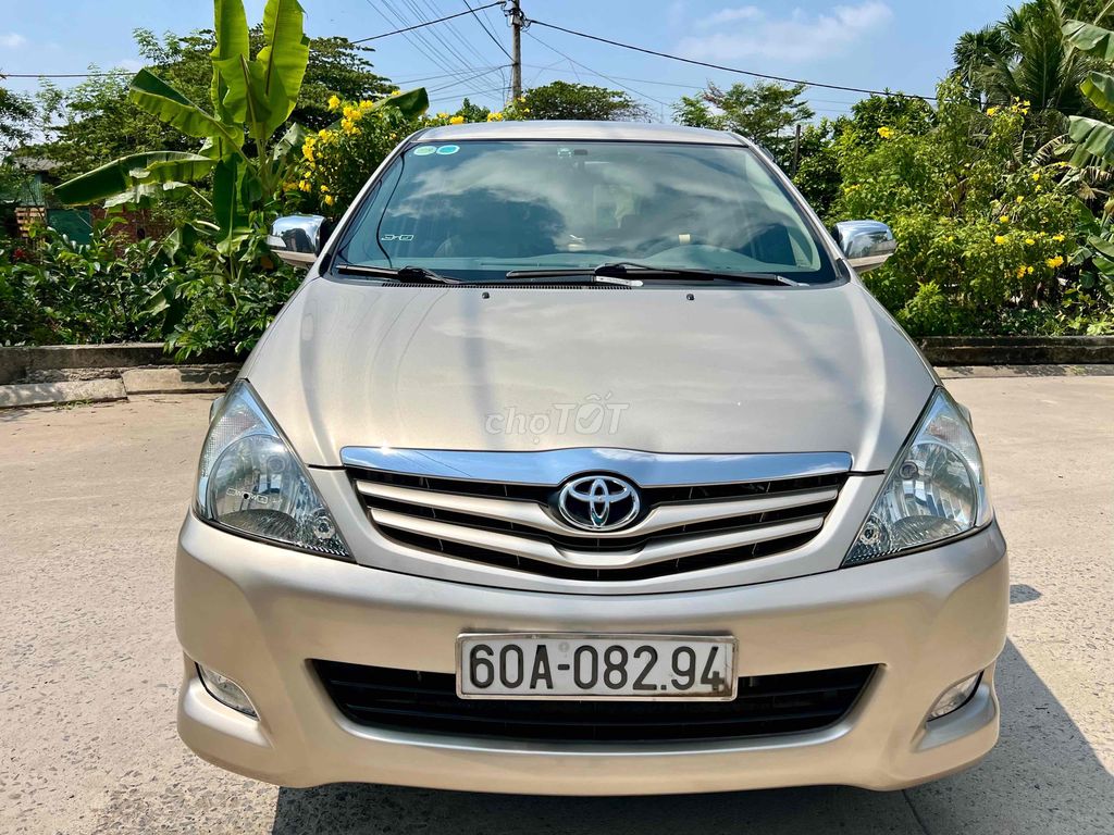 Toyota Innova 2010 GSR - 106000 km