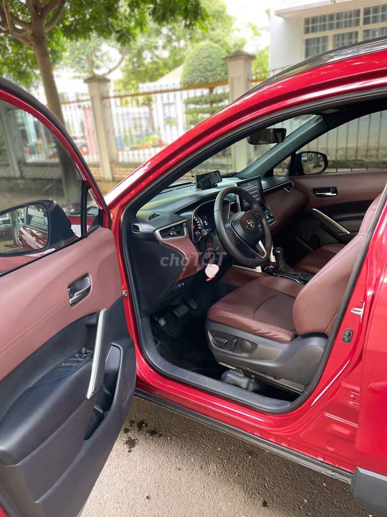 Toyota Cross 2022 1.8V Đỏ odo 3 vạn 1 chủ. Mua bán Ô tô tại Quận 12 Tp Hồ Chí Minh được đăng bởi Mr Nhật hình 7