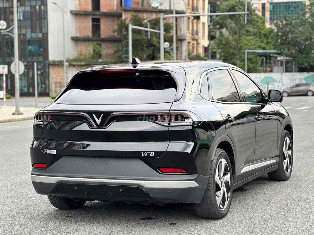 VinFast VF8 2024- Pin -CATL - xe đi 3v8. Mua bán Ô tô tại Quận Hoàng Mai Hà Nội được đăng bởi Vinfast Ocean Park Gia Lâm Hà Nội hình 3