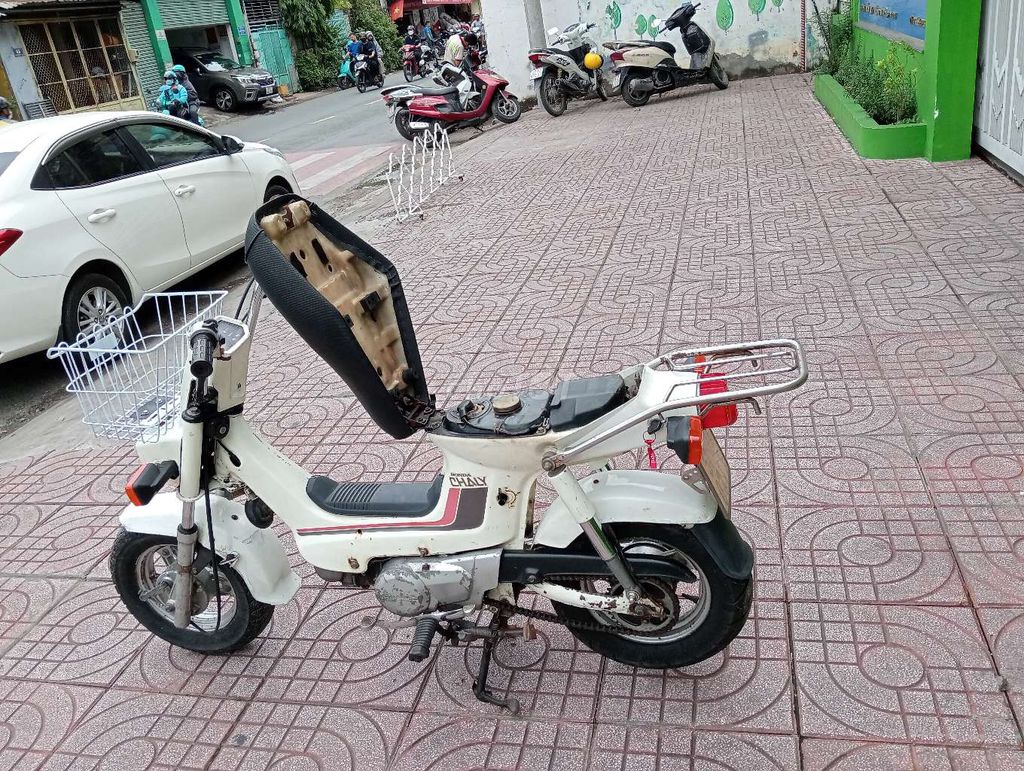 Honda Chaly 1984 Trắng kem. Mua bán Xe máy tại Quận 5 Tp Hồ Chí Minh được đăng bởi Luong hình 7