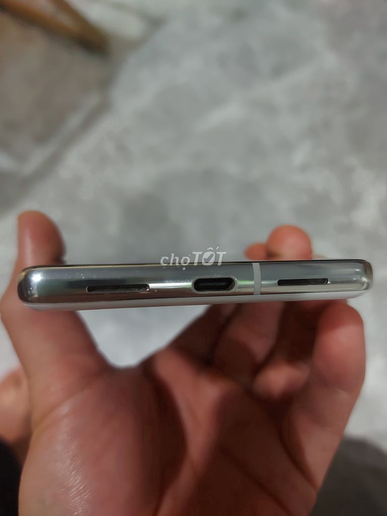 Google Pixel 7 Pro Trắng 1 sọc nhỏ. Mua bán Điện thoại tại Thành phố Thuận An Bình Dương được đăng bởi Lê huy hình 1