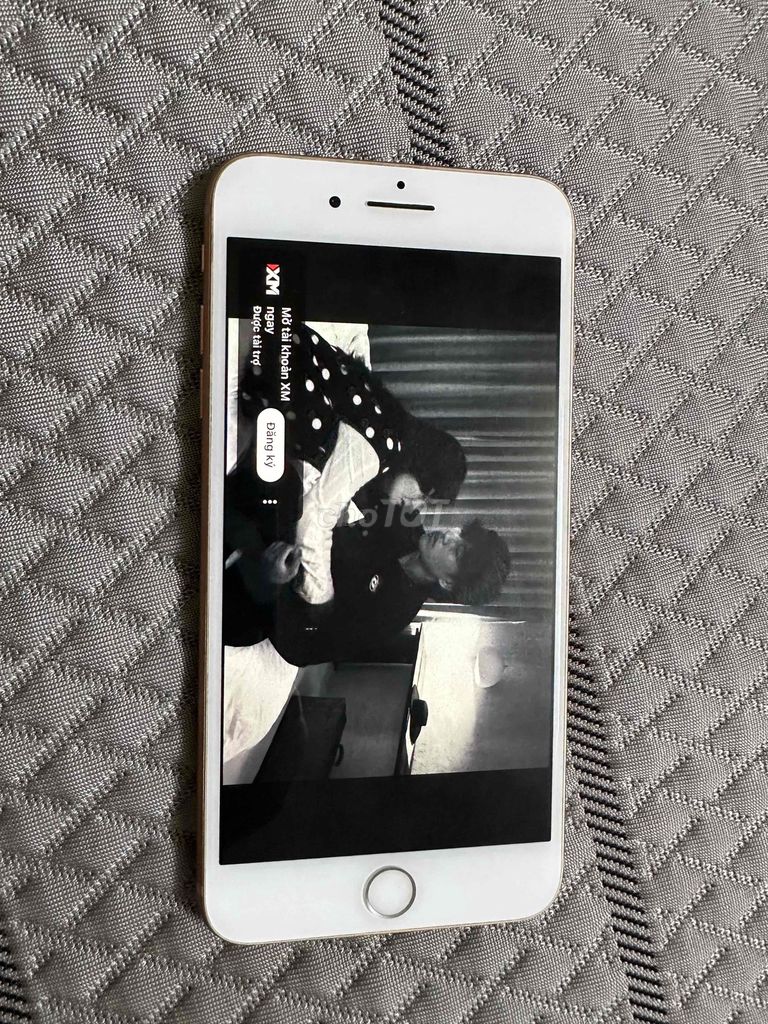 Apple iPhone 8 Plus 64GB Vàng hồng Quốc tế. Mua bán Điện thoại tại Huyện Khoái Châu Hưng Yên được đăng bởi Đức Trịnh hình 1