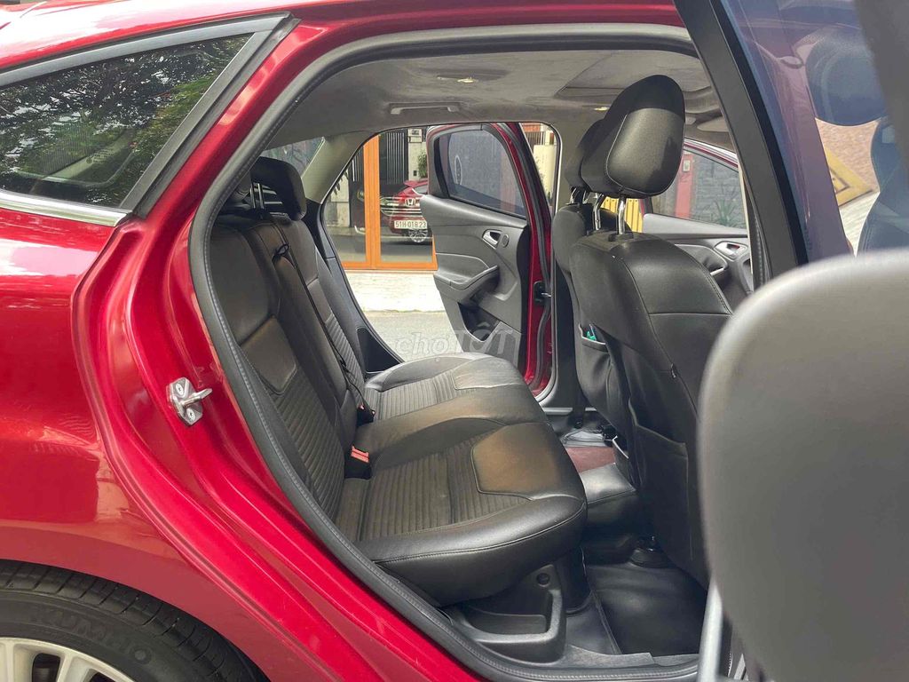 Ford Focus 2018 Sport 1.5L - 67000 km. Mua bán Ô tô tại Quận Tân Bình Tp Hồ Chí Minh được đăng bởi Sài Gòn Ford hình 7