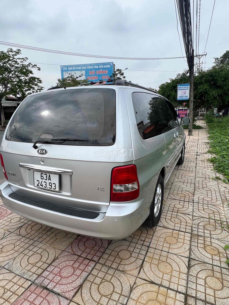 Kia Carnival 2007 - 123456 km