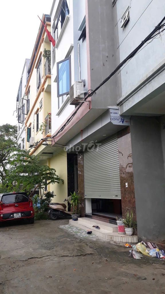 Аренда дома в Ван Фук, Хань Дынг, 50 м², 4 этажа, 3 спальни, парковка для авто