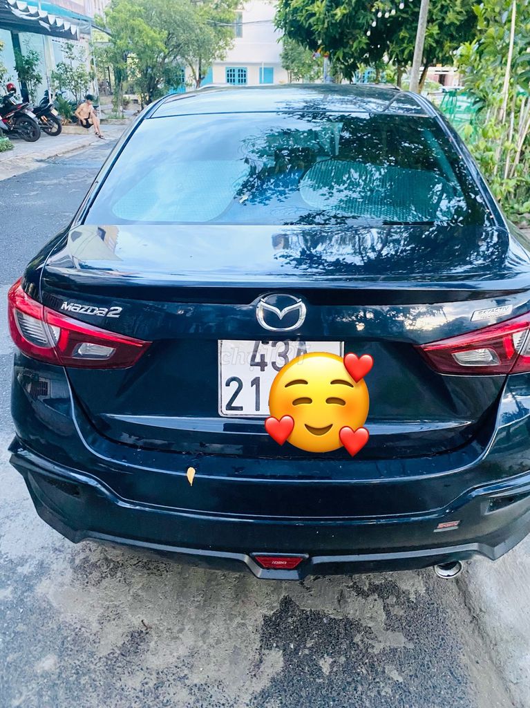 Mazda 2 2016  1.5 AT Sedan - 100000 km