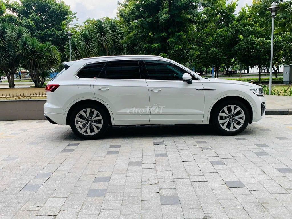Volkswagen Touareg 2023 Luxury. Mua bán Ô tô tại Quận 3 Tp Hồ Chí Minh được đăng bởi Minh Hiếu hình 3