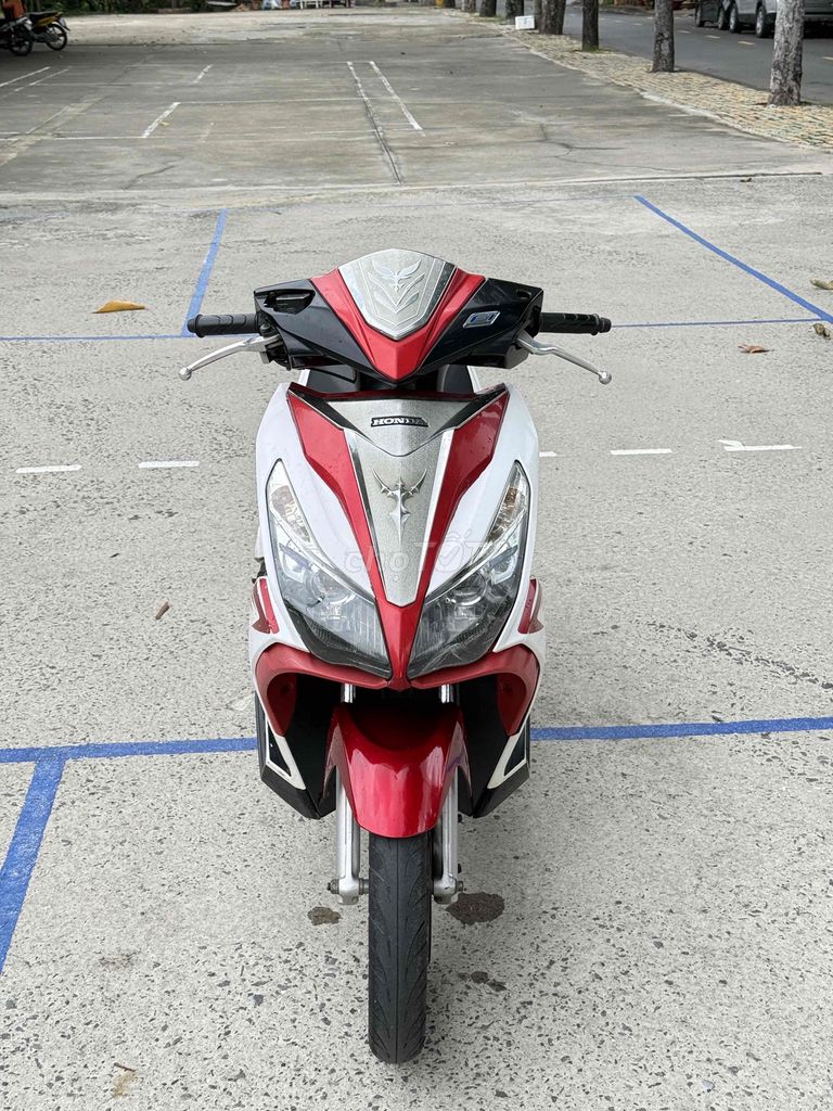 🌈 Airblade 125 2013, красно-белый, 35325 км, Бао Цзин Эм
