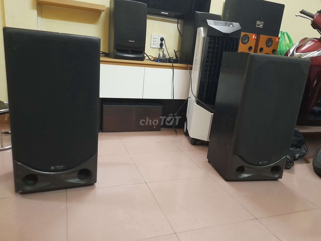 Loa karaoke bass 30 tiến đạt.