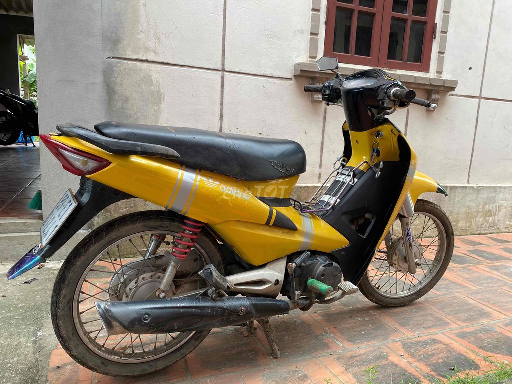 Cần bán wave a 2011 máy zin phù hợp sv chở hàng. Mua bán Xe máy tại Huyện Khoái Châu Hưng Yên được đăng bởi Đạt Lê hình 2